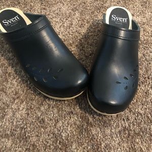 Black clogs